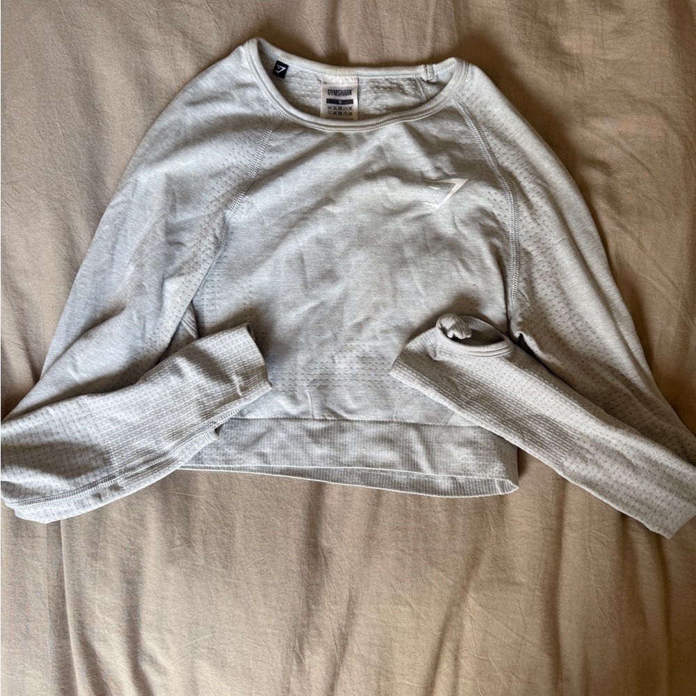 Gymshark Light Gray Long Sleeve Cropped Sweatshirt